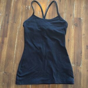 Lululemon top